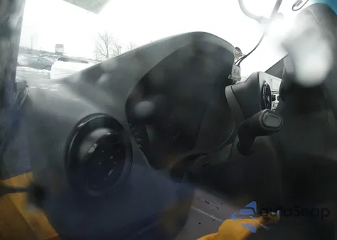 2019 Mercedes-Benz Sprinter 2500 High Roof V6 z USA, uszkodzony, nr VIN WD4PF0CD6KP098530